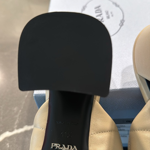 Prada Donna Nappa Leather Quilted 65mm Heels. Deserto color w/ box Size 41.5. - Picture 11 of 14